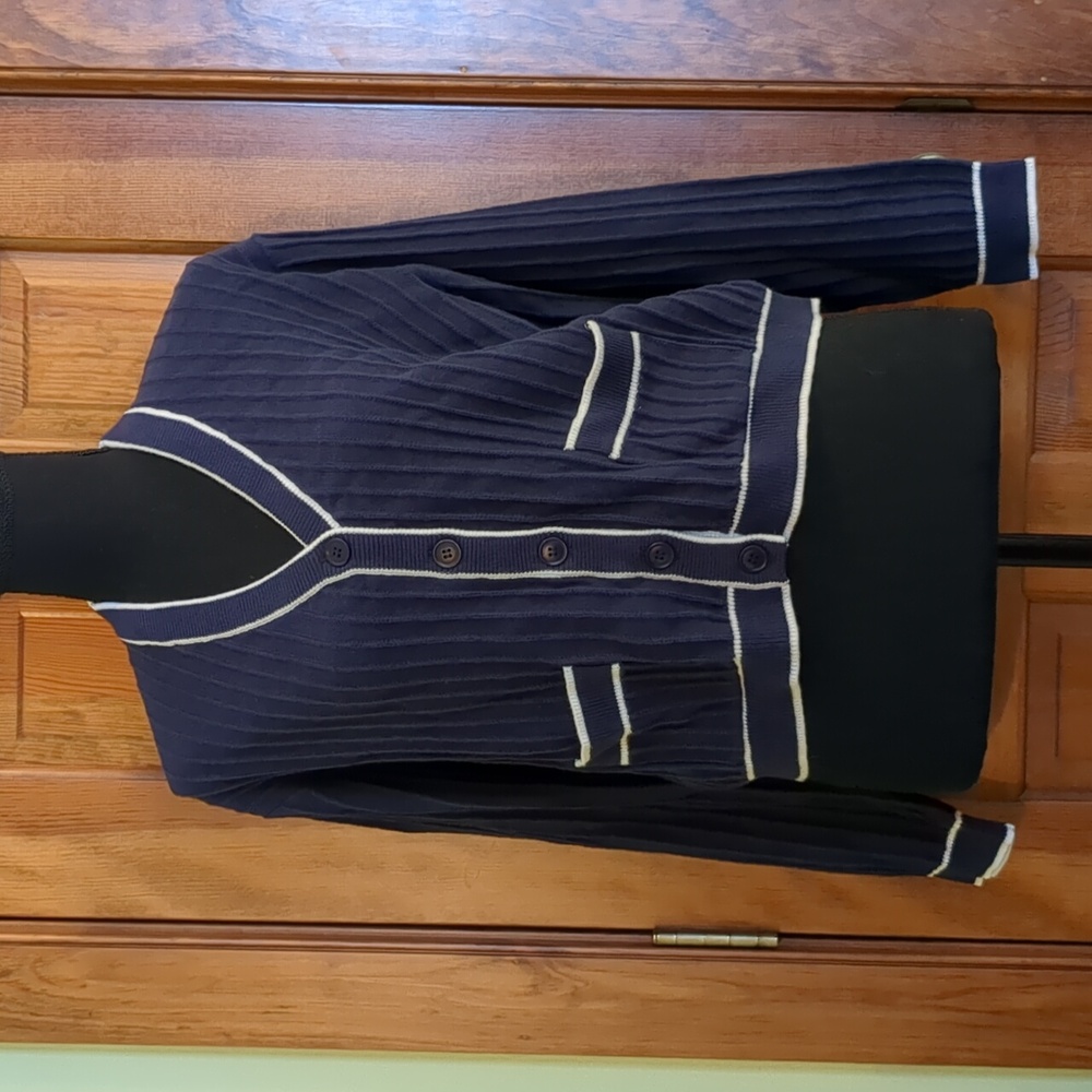 NWT THE GREAT. Navy and Cream Ribbed Sweater